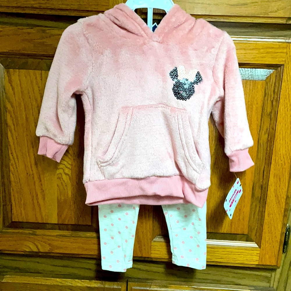 Minnie Mouse outfit